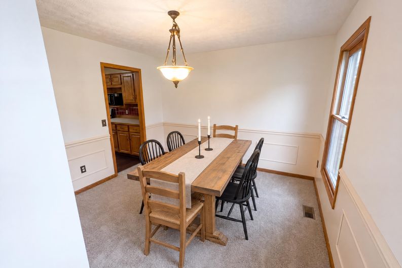 Photo 7 of 27 of 1100 Prescot Ave NW, Massillon, OH