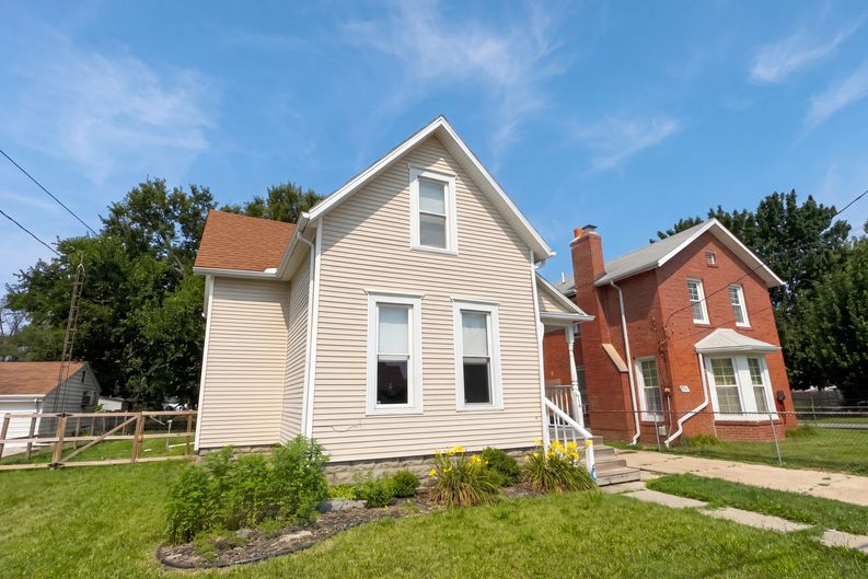 Photo 22 of 32 of 608 Howland Ave, Toledo, OH