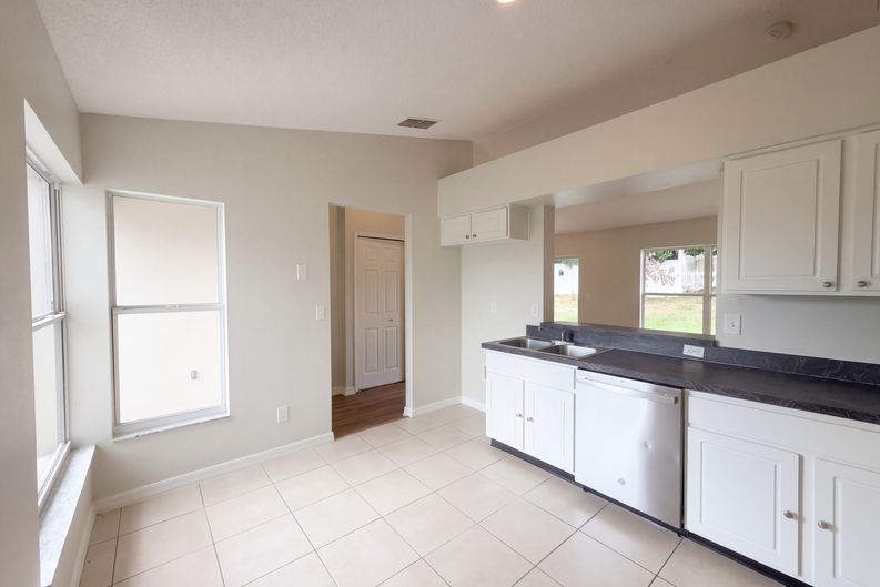 Photo 7 of 20 of 13319 Caspian Ln, Clermont, FL