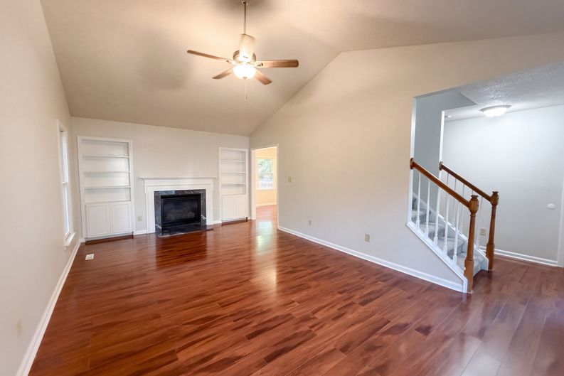 Photo 3 of 17 of 8 Big Bluff Pl, Durham, NC