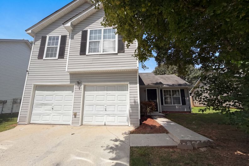 Photo 23 of 26 of 3045 Stonebridge Creek Dr, Lithonia, GA
