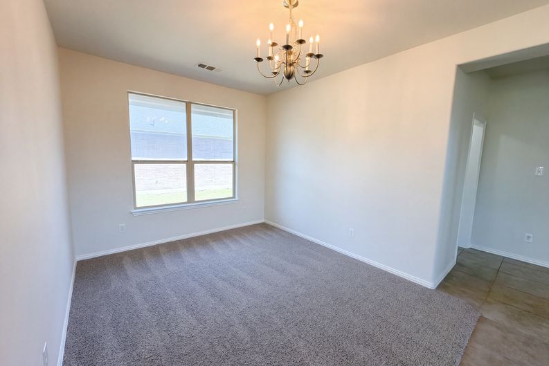 Photo 11 of 32 of 2030 Uvalde Dr, Forney, TX