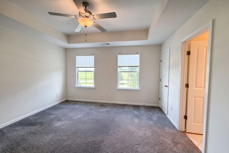 Photo 16 of 31 of 200 Kinsale Dr, Spring Hill, TN