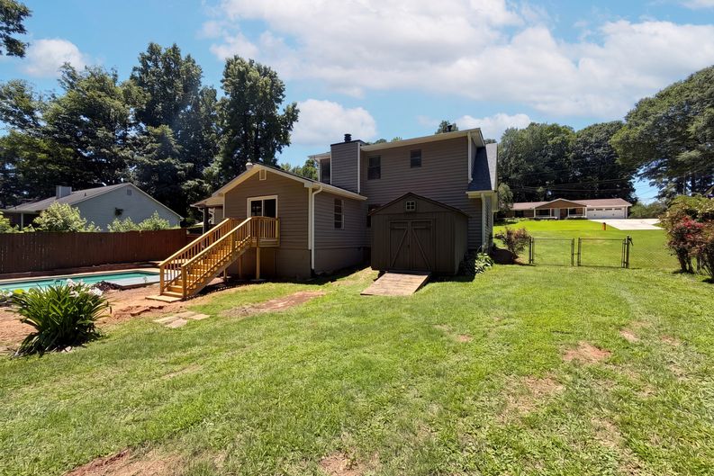 Photo 23 of 27 of 104 Belair Ln, Stockbridge, GA