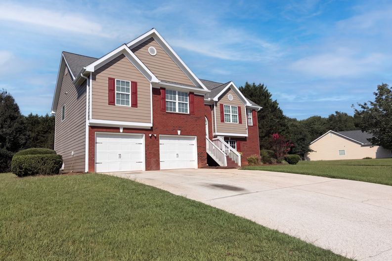 Photo 84 of 100 of 70 Feldspar Dr, Jefferson, GA