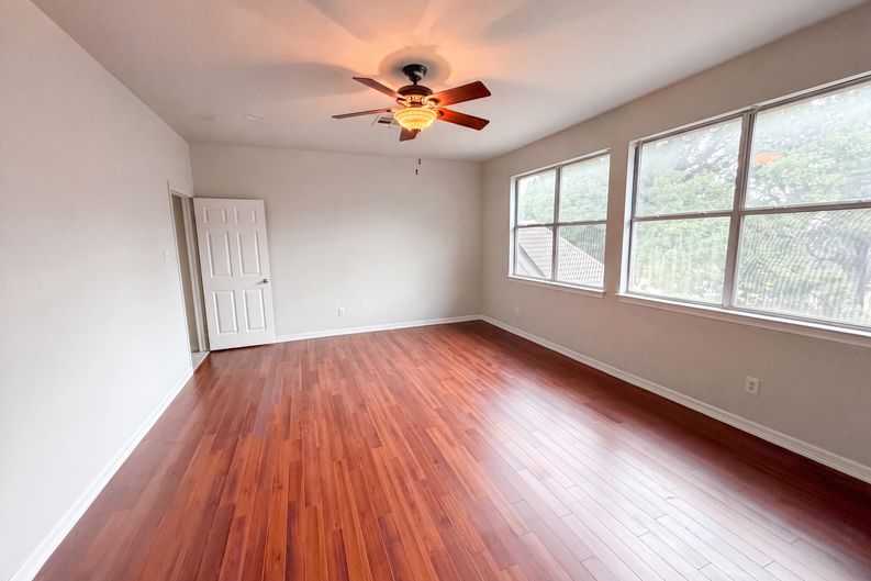 Photo 13 of 26 of 1724 Westend Pl, Round Rock, TX