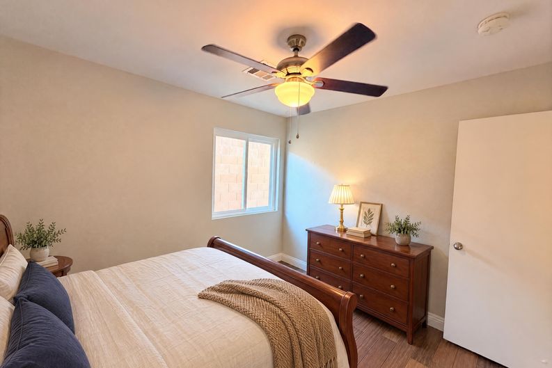 Photo 20 of 39 of 8032 Tailwind Ave, Las Vegas, NV