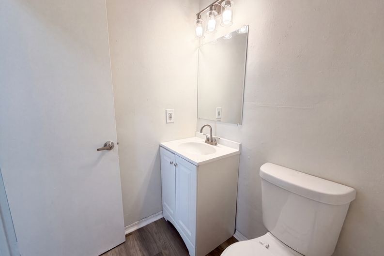 Photo 10 of 19 of 8943 3rd Ave, Jacksonville, FL