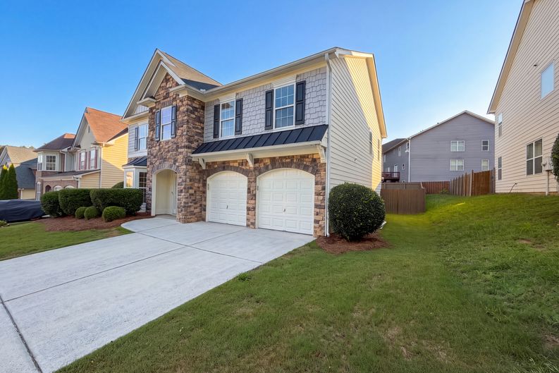 Photo 20 of 23 of 3718 Park Hill Cir, Loganville, GA