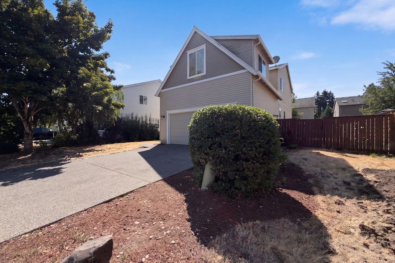 Photo 22 of 25 of 34050 SE Sturgeon St, Scappoose, OR