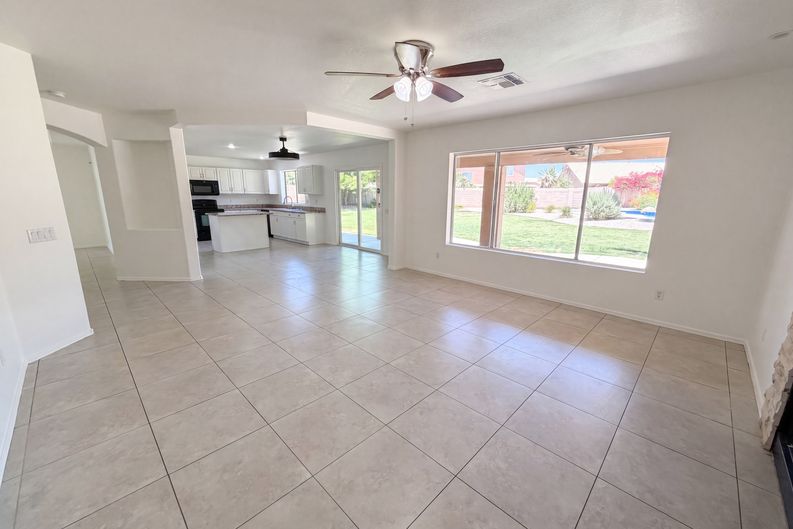 Photo 13 of 36 of 1371 N Concord Ave, Chandler, AZ