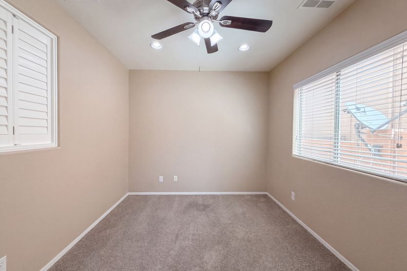 Photo 15 of 21 of 671 W Green Tree Dr, San Tan Valley, AZ