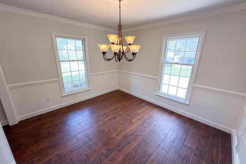 Photo 6 of 19 of 8909 Danson Dr, Charlotte, NC