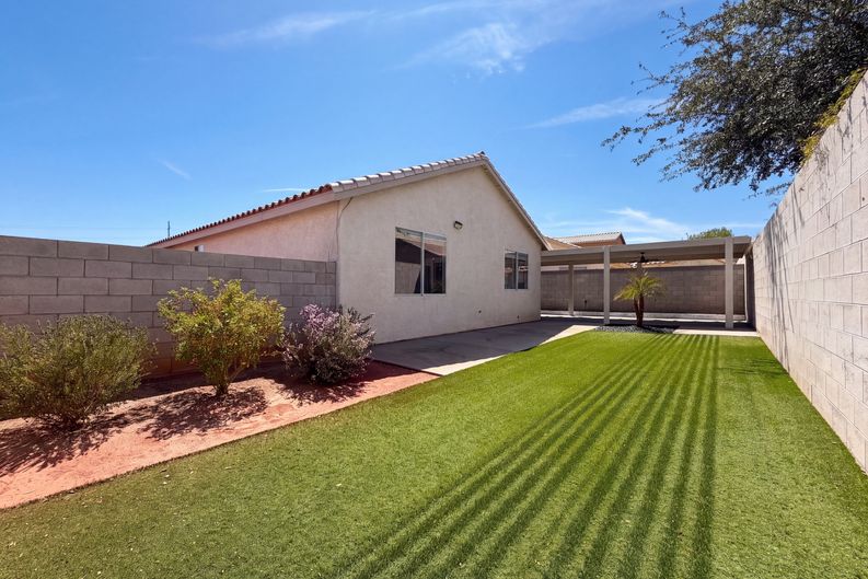 Photo 5 of 21 of 239 Ventana Heights St, Henderson, NV