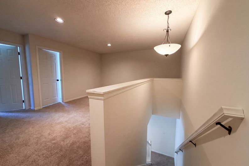 Photo 17 of 21 of 5221 Robin Ln, Farmington, MN