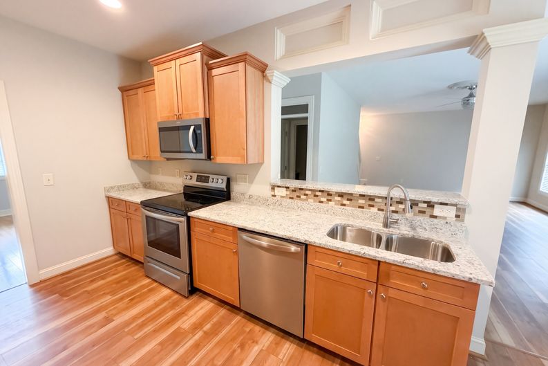 Photo 6 of 18 of 4143 White Kestrel Dr, Raleigh, NC