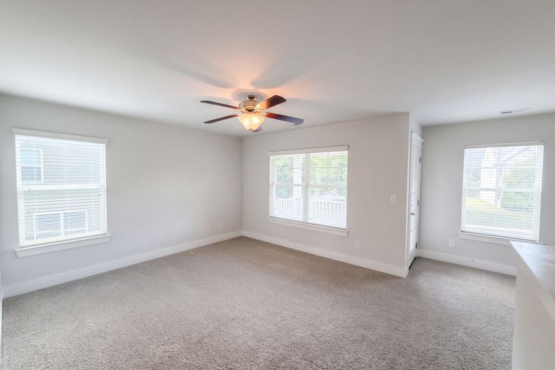 Photo 24 of 38 of 7412 Canova Ln, Charlotte, NC