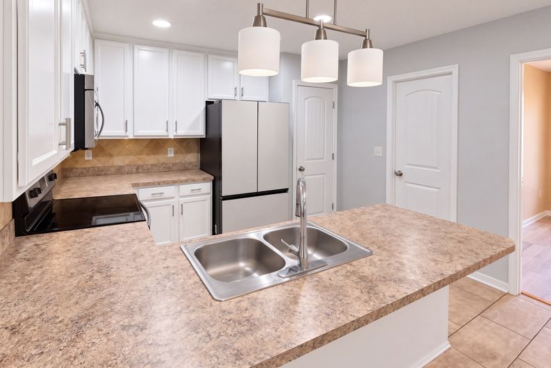 Photo 7 of 22 of 6413 Autumn Mist Way, Chesterfield, VA