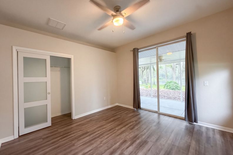 Photo 17 of 29 of 219 Willow Bend Pkwy, Lutz, FL