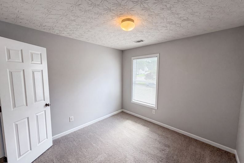 Photo 19 of 44 of 4636 Pine Acre Cir, Sugar Hill, GA