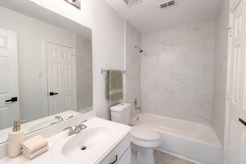 Photo 13 of 23 of 3853 Wintergreen Dr, Plano, TX