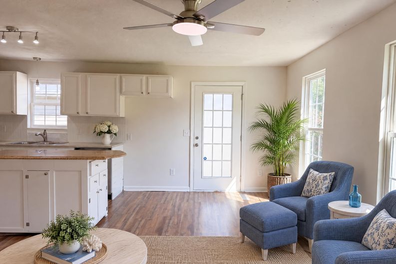 Photo 8 of 33 of 4982 Follansbee Rd, Winston Salem, NC