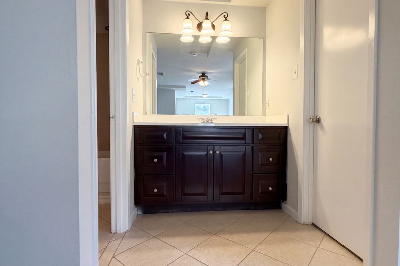 Photo 10 of 14 of 8724 Cameron Rd, Frisco, TX