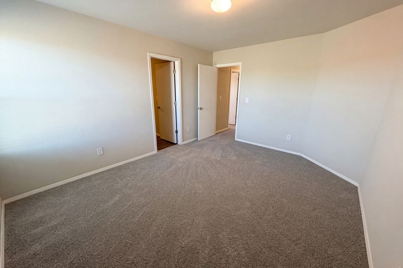 Photo 4 of 25 of 2308 Dillards Dr, Chickasha, OK