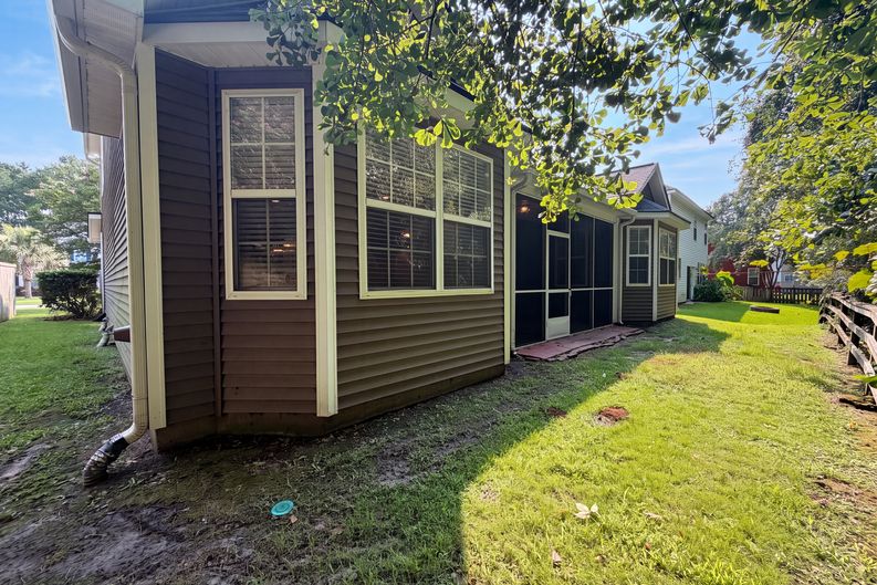Photo 19 of 22 of 676 Grassy Hill Rd, Summerville, SC