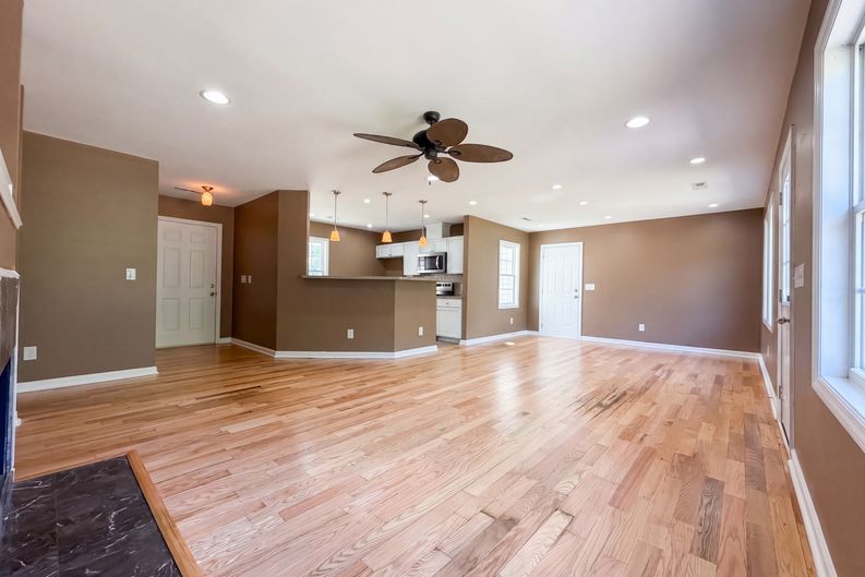 Photo 3 of 17 of 101 Langston Ridge Dr, Angier, NC