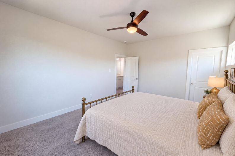Photo 23 of 32 of 563 Torrey Pines Cir, Heath, TX