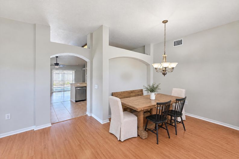 Photo 7 of 21 of 22827 Richardson Ln, Land O Lakes, FL