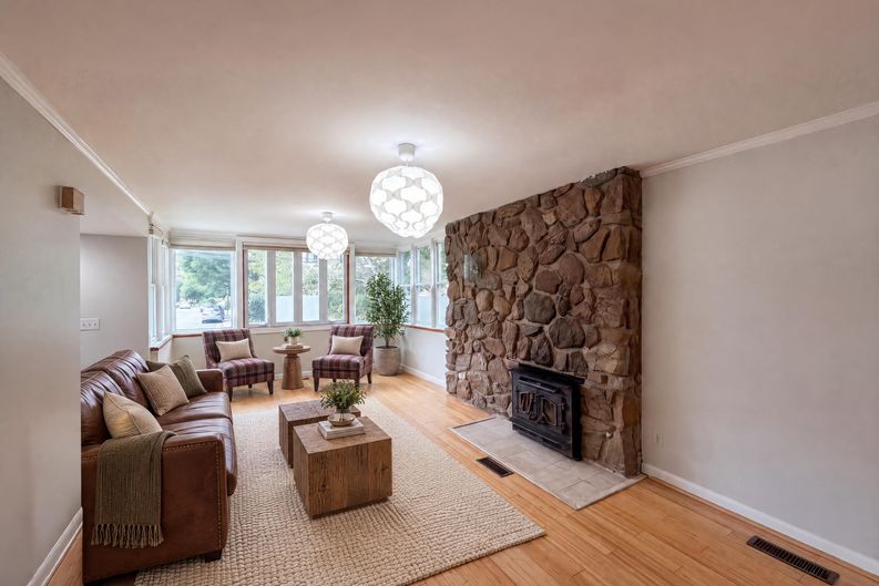 Photo 5 of 21 of 7405 Flower Ave, Takoma Park, MD
