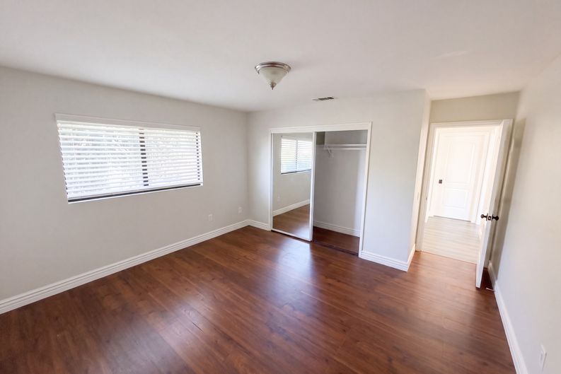 Photo 12 of 24 of 4380 Flightwood Cir, Hemet, CA
