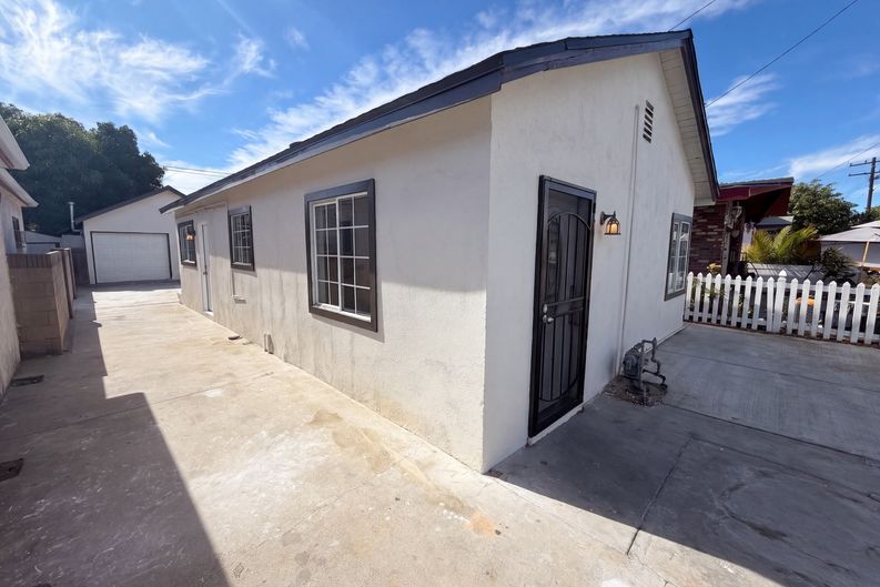 Photo 22 of 27 of 15343 Pimenta Ave, Paramount, CA