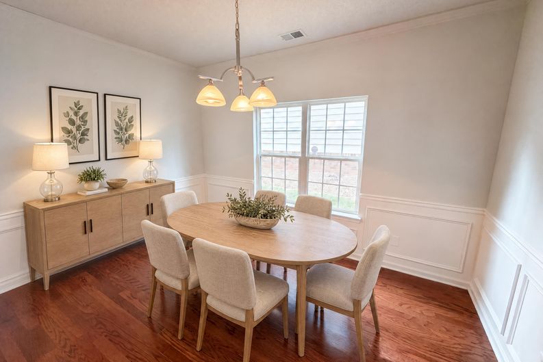 Photo 8 of 20 of 7553 Rutgers Cir, Fairburn, GA
