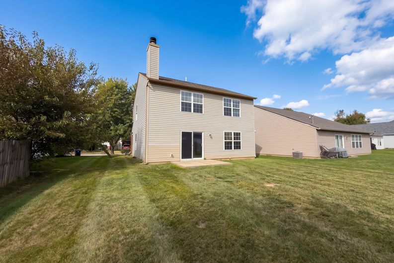 Photo 55 of 69 of 2327 Rostock Ct, Indianapolis, IN