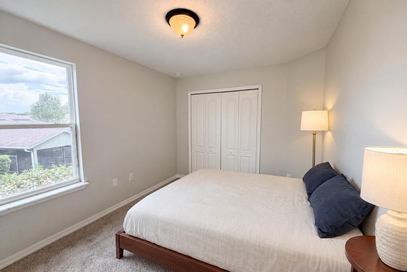 Photo 15 of 22 of 4876 Grassy Knoll Dr, Tavares, FL