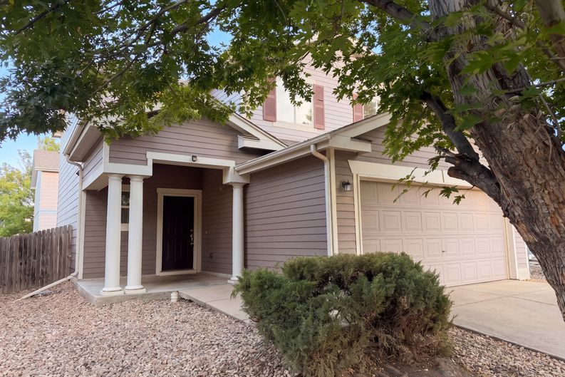 Photo 7 of 22 of 10590 Butte Dr, Longmont, CO