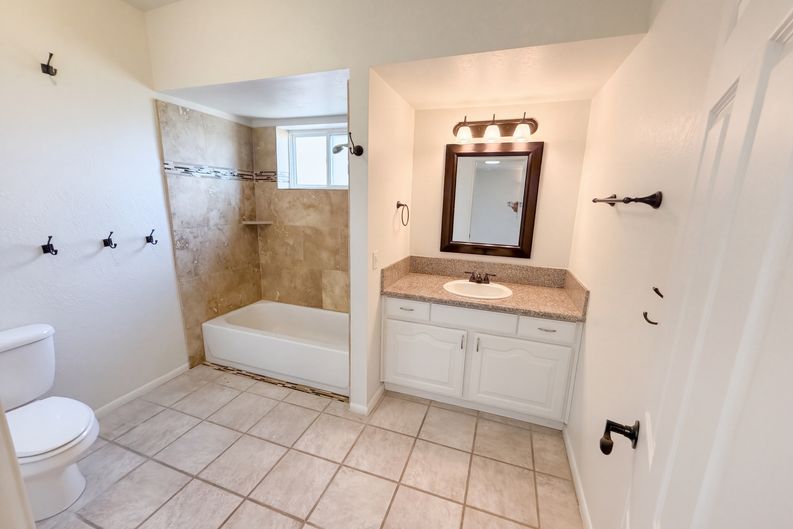 Photo 21 of 38 of 5611 N Placita Arizpe, Tucson, AZ