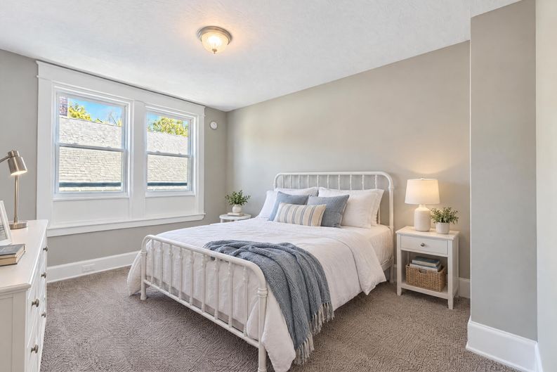 Photo 13 of 30 of 6321 Roe St, Cincinnati, OH