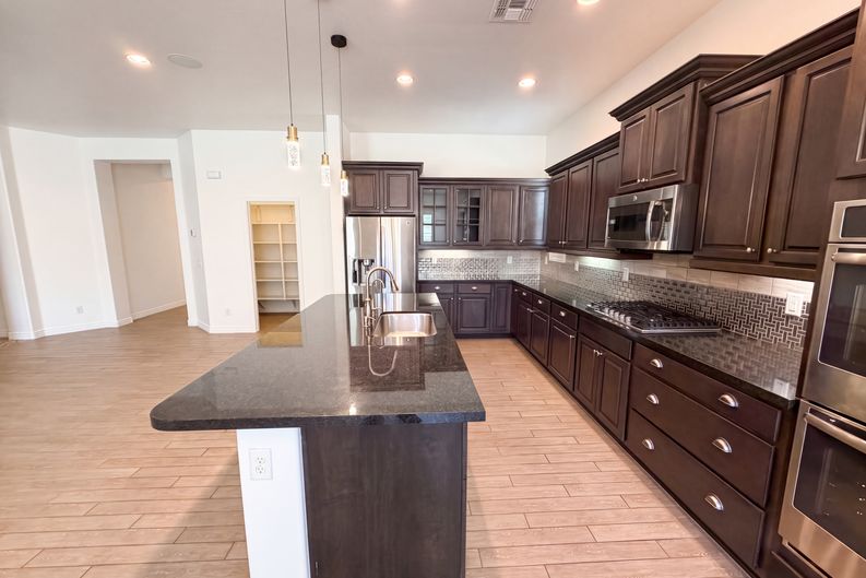 Photo 12 of 36 of 7420 W Crabapple Dr, Peoria, AZ