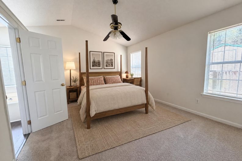 Photo 11 of 16 of 12525 Panthersville Dr, Charlotte, NC
