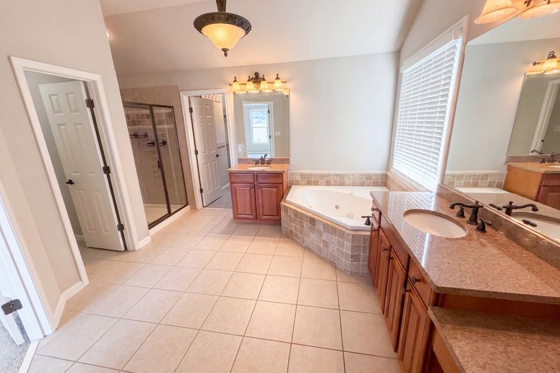 Photo 40 of 74 of 7047 Tree House Way, Flowery Branch, GA