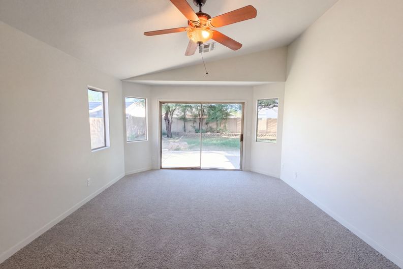 Photo 7 of 26 of 5166 W Bryce Ln, Glendale, AZ