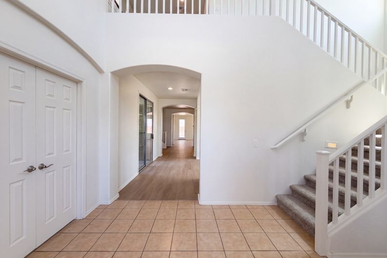 Photo 7 of 30 of 18405 N Stonegate Rd, Maricopa, AZ