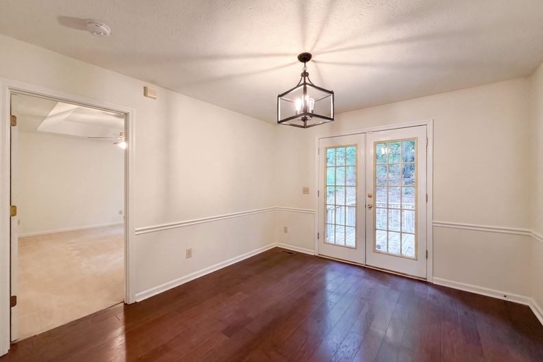 Photo 9 of 26 of 103 Saddlebrook Ct, Lagrange, GA