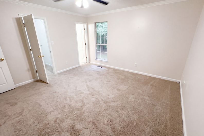 Photo 16 of 33 of 1253 4th Way, Pleasant Grove, AL