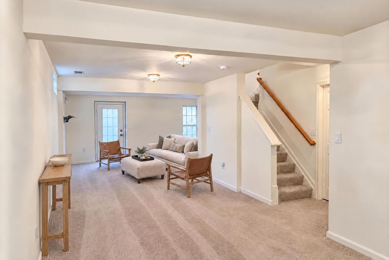 Photo 44 of 60 of 12001 Vantage Point Ct, Bristow, VA