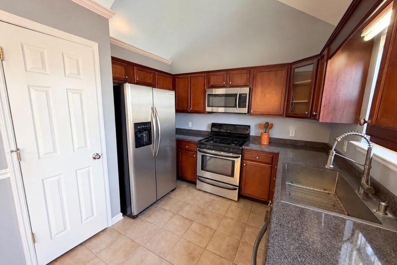 Photo 11 of 26 of 6937 Bucksland Dr, Ooltewah, TN